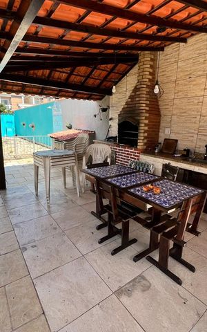 Casa para alugar com 200m², 3 quartos e 3 vagas