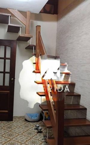 Casa à venda com 227m², 4 quartos e 3 vagas