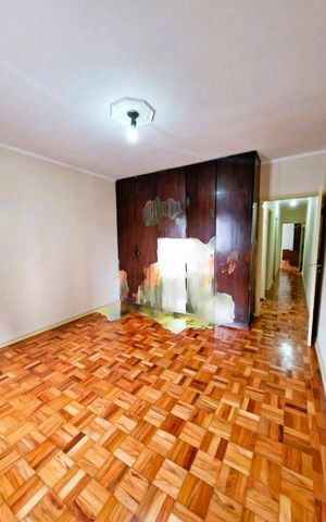 Casa à venda com 261m², 3 quartos e 2 vagas