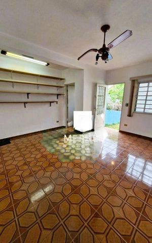 Casa à venda com 261m², 3 quartos e 2 vagas