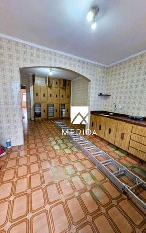 Casa à venda com 261m², 3 quartos e 2 vagas