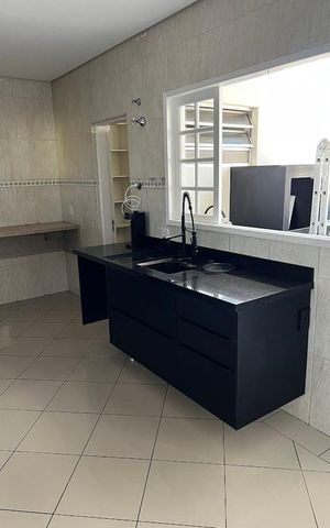 Casa à venda com 360m², 4 quartos e 5 vagas