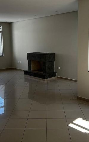 Casa à venda com 360m², 4 quartos e 5 vagas