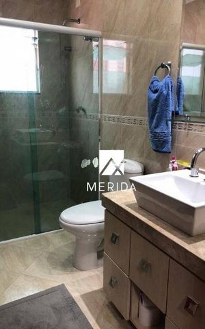 Casa à venda com 298m², 3 quartos e 6 vagas