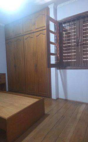 Casa à venda com 300m², 3 quartos e 5 vagas