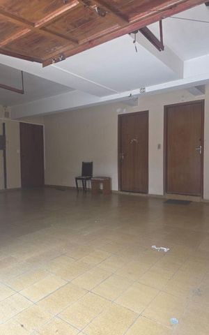 Casa à venda com 300m², 3 quartos e 5 vagas