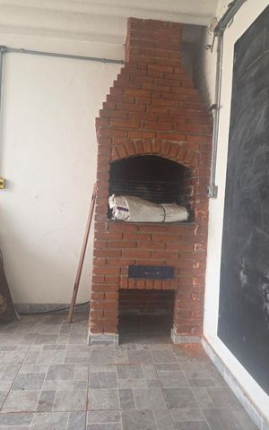 Casa à venda com 300m², 3 quartos e 5 vagas