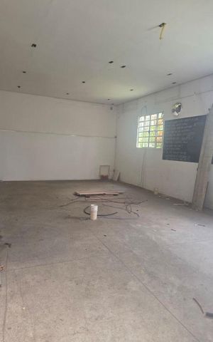 Casa à venda com 300m², 3 quartos e 5 vagas