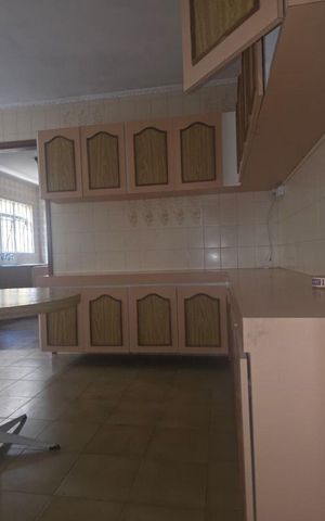 Casa à venda com 300m², 3 quartos e 5 vagas
