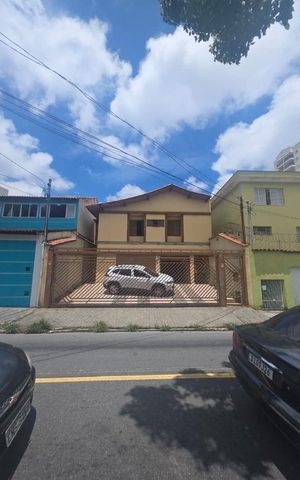 Casa à venda com 300m², 3 quartos e 5 vagas