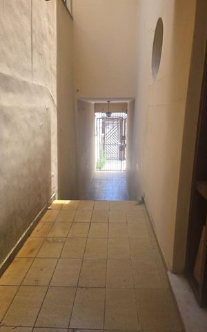Casa à venda com 300m², 3 quartos e 5 vagas
