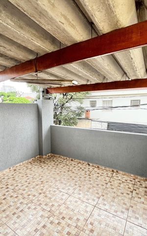 Casa para alugar com 240m², 3 quartos e 1 vaga Casa para alugar com 240m², 3 quartos e 1 vagaVaranda do Quarto 3