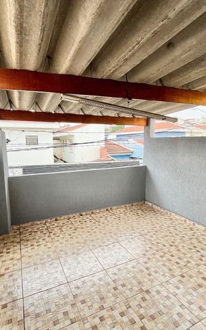 Casa para alugar com 240m², 3 quartos e 1 vaga Casa para alugar com 240m², 3 quartos e 1 vagaVaranda do Quarto 3