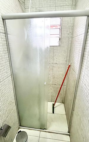 Casa para alugar com 240m², 3 quartos e 1 vaga Casa para alugar com 240m², 3 quartos e 1 vagaBanheiro Social