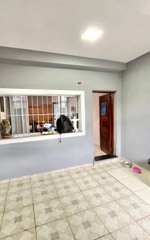 Casa para alugar com 240m², 3 quartos e 1 vaga Casa para alugar com 240m², 3 quartos e 1 vagaGaragem