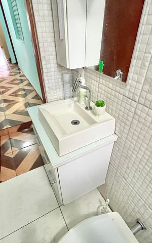 Casa para alugar com 240m², 3 quartos e 1 vaga Casa para alugar com 240m², 3 quartos e 1 vagaBanheiro Social
