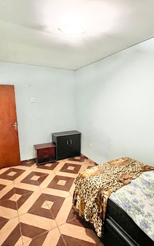 Casa para alugar com 240m², 3 quartos e 1 vaga Casa para alugar com 240m², 3 quartos e 1 vagaQuarto 1