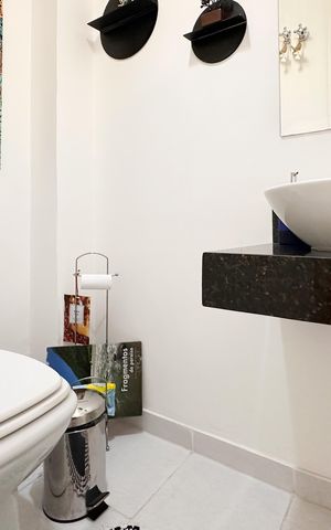 Apartamento à venda com 107m², 3 quartos e 2 vagas Apartamento à venda com 107m², 3 quartos e 2 vagasLavabo