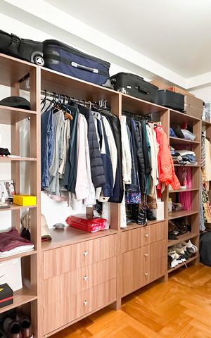Apartamento à venda com 107m², 3 quartos e 2 vagas Apartamento à venda com 107m², 3 quartos e 2 vagasCloset da suíte 2