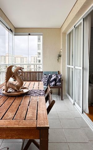 Apartamento à venda com 107m², 3 quartos e 2 vagas Apartamento à venda com 107m², 3 quartos e 2 vagasSacada