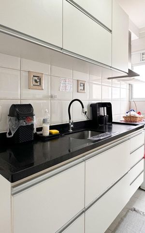Apartamento à venda com 107m², 3 quartos e 2 vagas Apartamento à venda com 107m², 3 quartos e 2 vagasCozinha