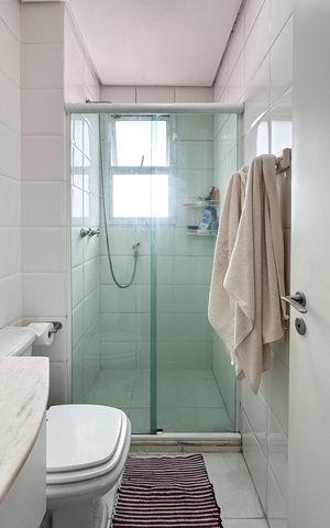 Apartamento à venda com 107m², 3 quartos e 2 vagas Apartamento à venda com 107m², 3 quartos e 2 vagasBanheiro da Suíte 1