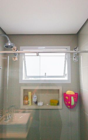 Apartamento à venda com 104m², 2 quartos e 2 vagasBanheiro da Suíte 2