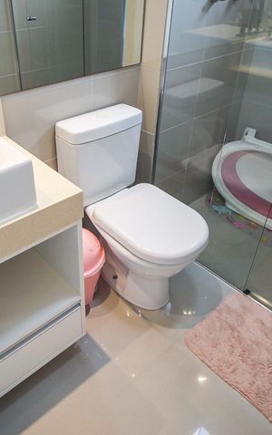 Apartamento à venda com 104m², 2 quartos e 2 vagasBanheiro da Suíte 2