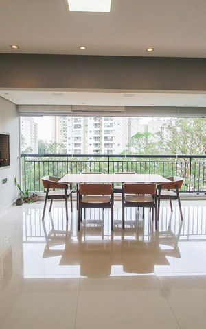 Apartamento à venda com 104m², 2 quartos e 2 vagasSala