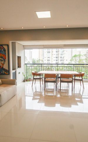 Apartamento à venda com 104m², 2 quartos e 2 vagasSala