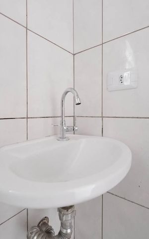 Casa para alugar com 30m², 1 quarto e 1 vagaBanheiro