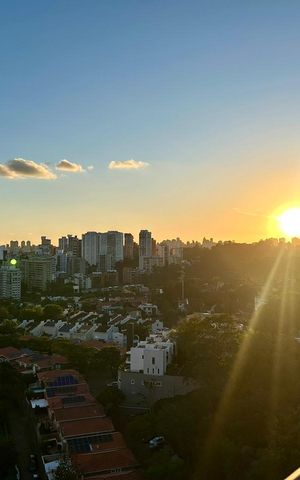 Studio à venda com 26m², 1 quarto e sem vaga Studio à venda com 26m², 1 quarto e sem vagaVista noturna