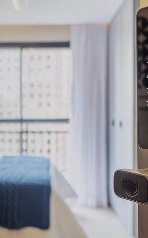 Studio à venda com 26m², 1 quarto e sem vaga Studio à venda com 26m², 1 quarto e sem vagaFechadura