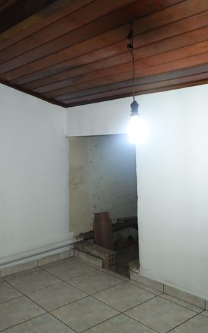 Casa para alugar com 150m², 4 quartos e 1 vagaSótão