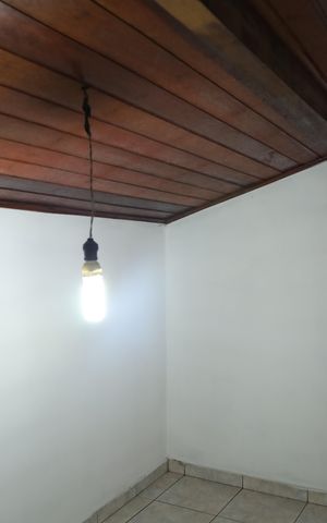 Casa para alugar com 150m², 4 quartos e 1 vagaSótão