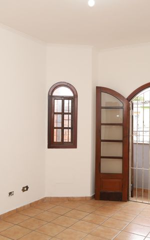 Casa para alugar com 150m², 4 quartos e 1 vagaQuarto 3 - Suíte