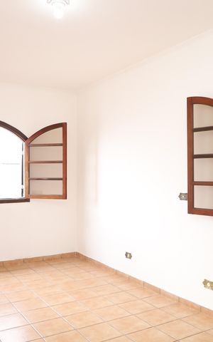 Casa para alugar com 150m², 4 quartos e 1 vagaQuarto 1