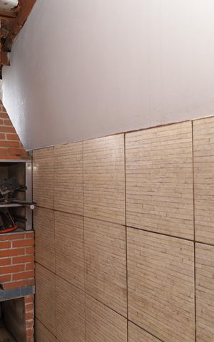 Casa para alugar com 150m², 4 quartos e 1 vagaCorredor externo - Churrasqueira