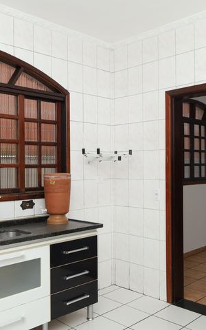 Casa para alugar com 150m², 4 quartos e 1 vagaCozinha