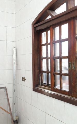 Casa para alugar com 150m², 4 quartos e 1 vagaÁrea de Serviço