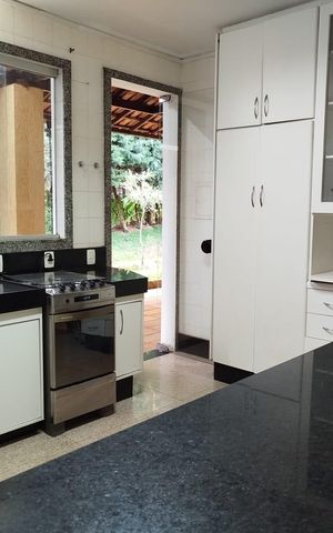 Casa de condomínio à venda com 400m², 4 quartos e 4 vagas Casa de condomínio à venda com 400m², 4 quartos e 4 vagasCozinha