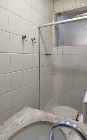 Casa de condomínio à venda com 400m², 4 quartos e 4 vagas Casa de condomínio à venda com 400m², 4 quartos e 4 vagasBanheiro