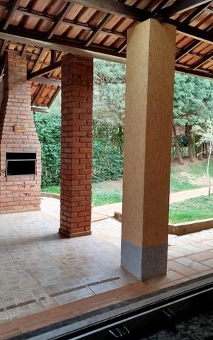 Casa de condomínio à venda com 400m², 4 quartos e 4 vagas Casa de condomínio à venda com 400m², 4 quartos e 4 vagasChurrasqueira