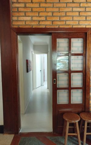 Casa de condomínio à venda com 400m², 4 quartos e 4 vagas Casa de condomínio à venda com 400m², 4 quartos e 4 vagasCorredor