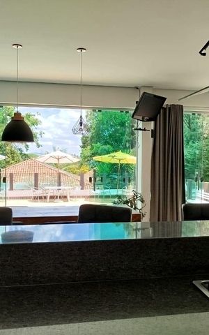 Casa de condomínio à venda com 400m², 4 quartos e 4 vagas Casa de condomínio à venda com 400m², 4 quartos e 4 vagasEspaço Gourmet