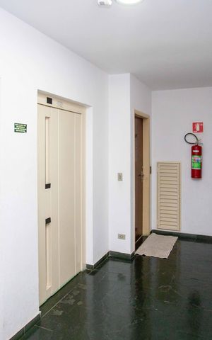 Apartamento à venda com 68m², 2 quartos e 1 vagaHall de entrada