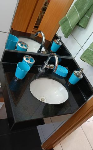 Apartamento à venda com 70m², 2 quartos e 1 vaga Apartamento à venda com 70m², 2 quartos e 1 vagaBanheiro