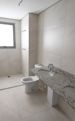 Apartamento à venda com 139m², 3 quartos e 2 vagasBanheiro Suíte