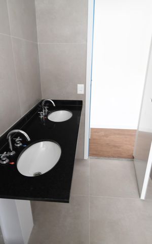 Apartamento à venda com 139m², 3 quartos e 2 vagasBanheiro Suíte