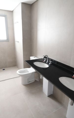 Apartamento à venda com 139m², 3 quartos e 2 vagasBanheiro Suíte